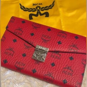 MCM Wristlet/Wallet/Crossbody good condition